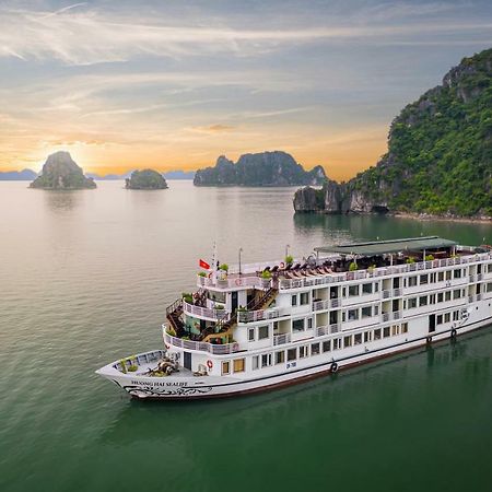 Hotel Huong Hai Sealife Cruise Hạ Long Exterior foto