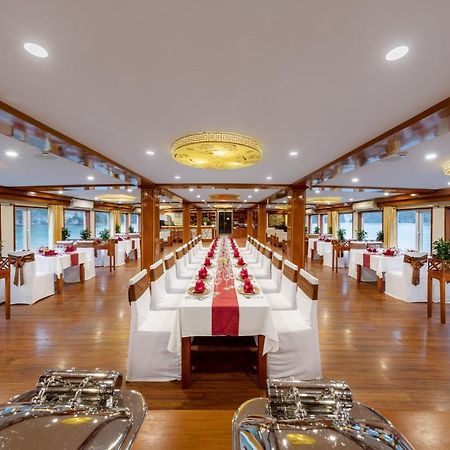 Hotel Huong Hai Sealife Cruise Hạ Long Exterior foto